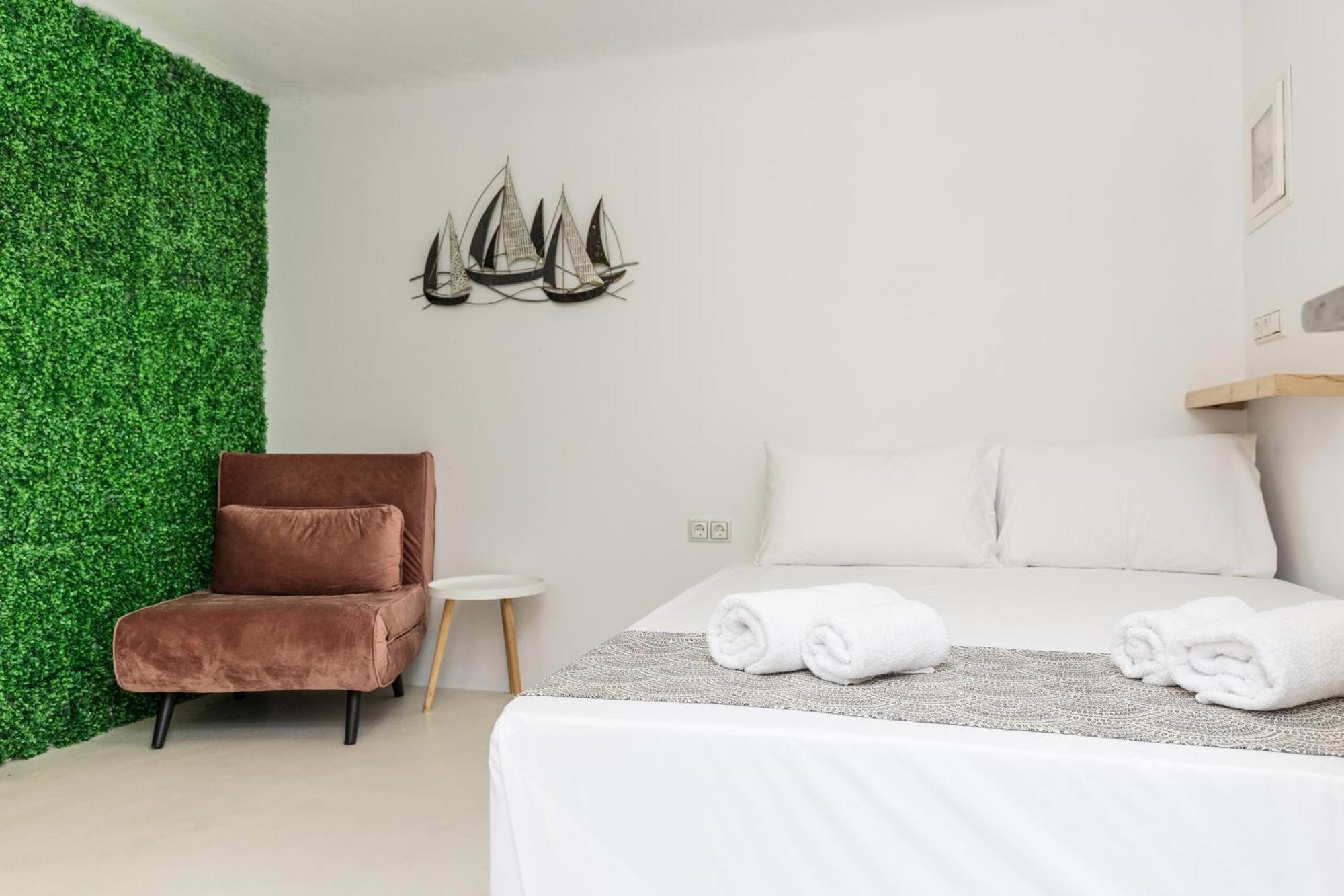 Naxos Downtown Apartments & Suites Naxos City Oda fotoğraf